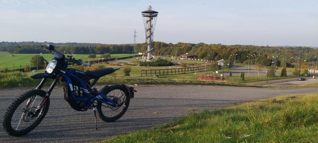 Domek Letniskowy Nad Jeziorem Zarnowieckim - Domek Na Kaszubach - Nadole Nadole  Buitenkant foto